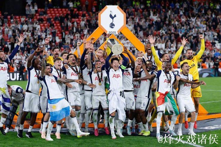 TA:热刺在欧冠中展现出了自信,他们在英超中也 TA:热刺在欧冠中展现出了自信,他们在英超中也